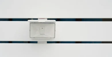 sensor de movimiento para puertas de garaje automaticas funcionamiento y tipos (1)